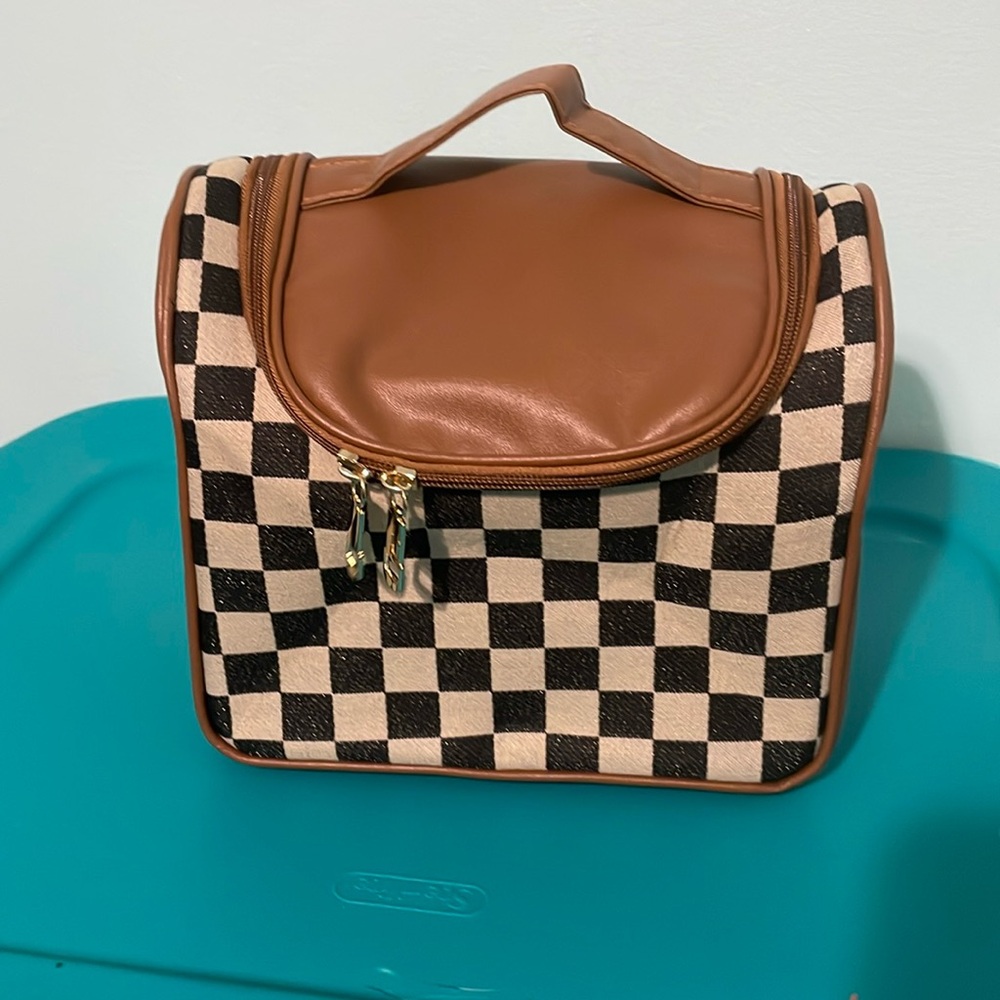 Zipper Checkered bag NWOT